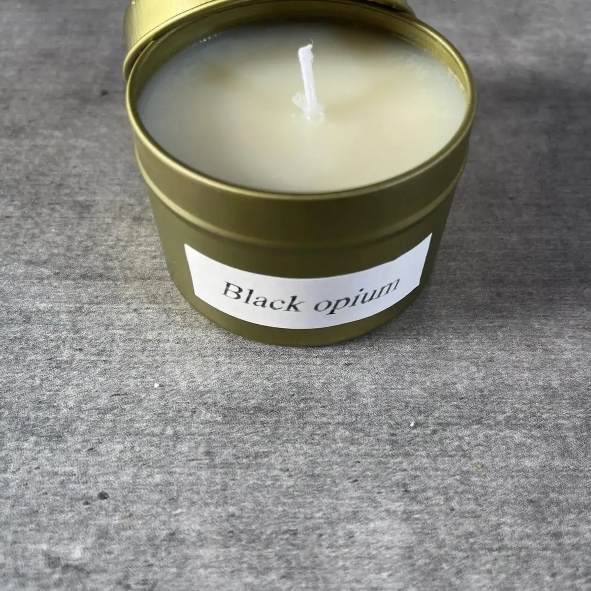 Bougie black opium
